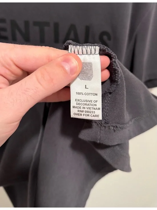 Essentials FOG Grey Logo T-Shirt - Picture 3 of 5